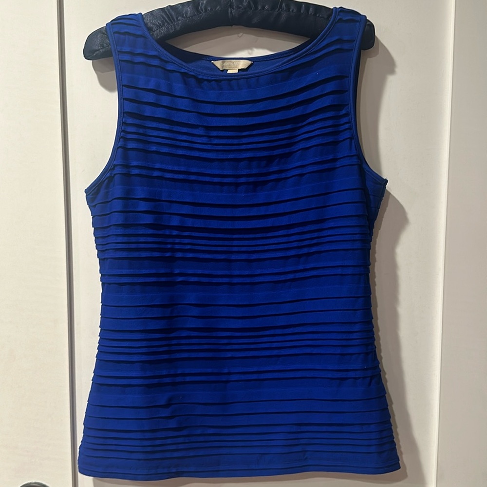 Banana Republic blouse size medium